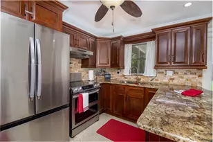 995 Emerson Dr, Dunedin, FL 34698 - Photo 17