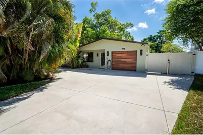 995 Emerson Drive, Dunedin, FL 34698 - Photo 1