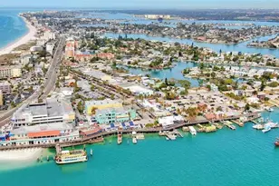 27 Dolphin Dr, Treasure Island, FL 33706 - Photo 3