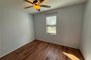 16852 Scuba Crest St, Wimauma, FL 33598 - Photo 11