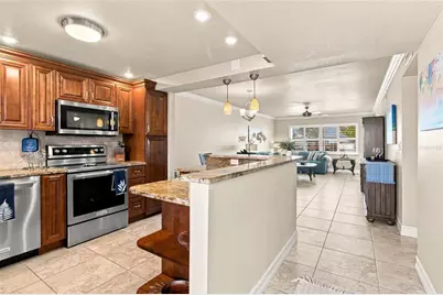 1270 Gulf Boulevard #2007, Clearwater Beach, FL 33767 - Photo 9
