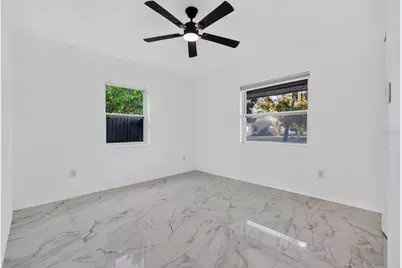 2801 45th Street S, Saint Petersburg, FL 33711 - Photo 15