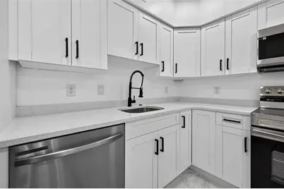 2801 45th Street S, Saint Petersburg, FL 33711 - Photo 7
