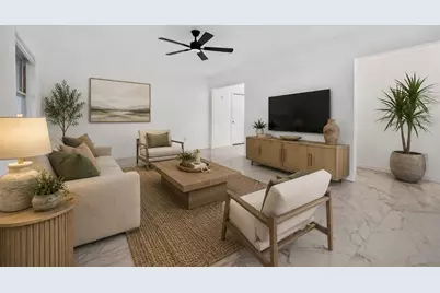 2801 45th Street S, Saint Petersburg, FL 33711 - Photo 9