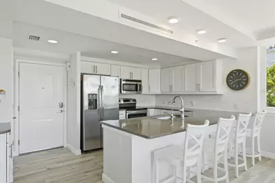 223 Island Way #2D, Clearwater Beach, FL 33767 - Photo 7