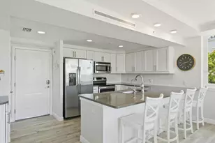 223 Island Way, Clearwater Beach, FL 33767 - Photo 7