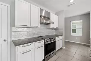16734 Trite Bend St, Wimauma, FL 33598 - Photo 9