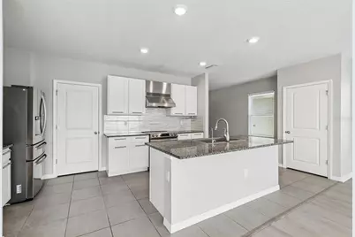 16734 Trite Bend Street, Wimauma, FL 33598 - Photo 11