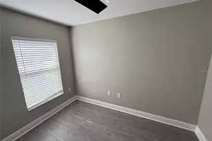 2727 Villa Dr, Valrico, FL 33596 - Photo 19