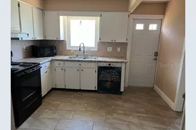 6890 Versailles N #10, Pinellas Park, FL 33781 - Photo 5