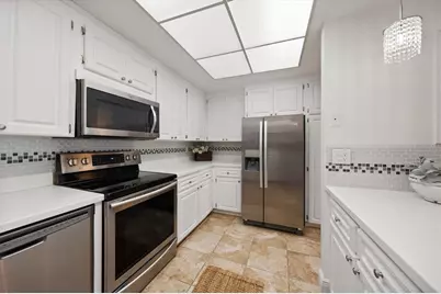 4 Belleview Boulevard #106, Belleair, FL 33756 - Photo 11