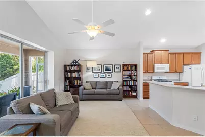 5335 Clover Mist Drive, Apollo Beach, FL 33572 - Photo 17