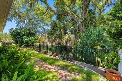 5335 Clover Mist Drive, Apollo Beach, FL 33572 - Photo 21