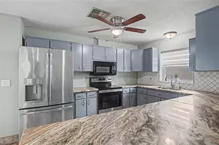29311 Chandler Trce, Wesley Chapel, FL 33545 - Photo 17
