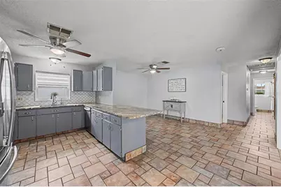 29311 Chandler Trace, Wesley Chapel, FL 33545 - Photo 15