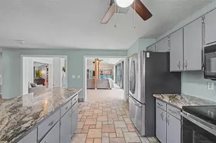 29311 Chandler Trce, Wesley Chapel, FL 33545 - Photo 19