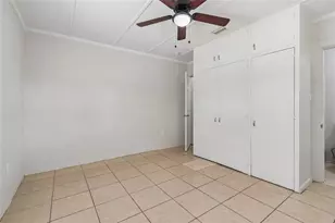 9801 N 11th St, Tampa, FL 33612 - Photo 21