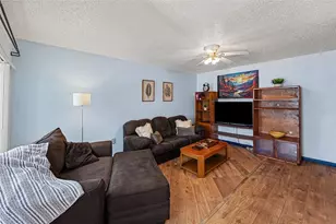 2095 Sunset Point Rd, Clearwater, FL 33765 - Photo 5