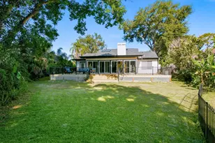 10907 Autumn Oak Pl, Tampa, FL 33618 - Photo 43