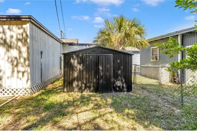 1537 39th Street S, Saint Petersburg, FL 33711 - Photo 31
