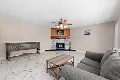 2415 2nd Avenue E, Bradenton, FL 34208 - Photo 9