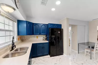 2415 2nd Avenue E, Bradenton, FL 34208 - Photo 13
