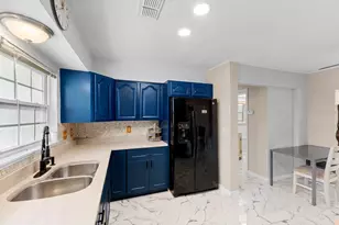 2415 2nd Ave E, Bradenton, FL 34208 - Photo 13