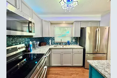3957 Wahoo Drive SE, Saint Petersburg, FL 33705 - Photo 9