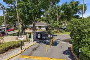 4991 Puritan Cir, Tampa, FL 33617 - Photo 21