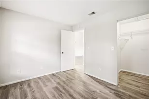 4991 Puritan Cir, Tampa, FL 33617 - Photo 13