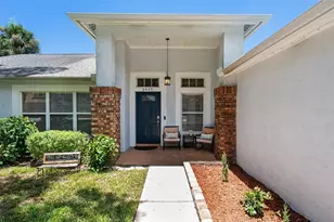 2410 Arborwood Dr, Valrico, FL 33596 - Photo 5