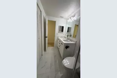 6713 Willow Spring Court, Tampa, FL 33615 - Photo 11