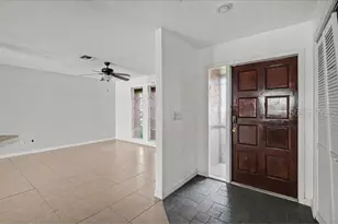 1219 NE 14th Pl, Cape Coral, FL 33909 - Photo 5