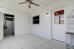 1819 Shore Dr S, South Pasadena, FL 33707 - Photo 21
