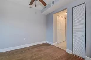 1819 Shore Dr S, South Pasadena, FL 33707 - Photo 13