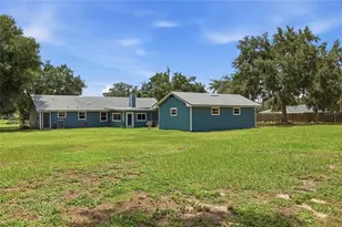 6028 Yarborough Ln, Lakeland, FL 33812 - Photo 7