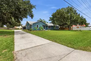 6028 Yarborough Ln, Lakeland, FL 33812 - Photo 3
