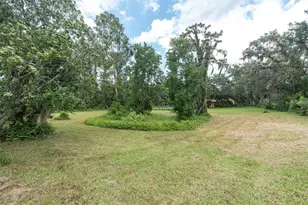 6812 Ridge Top Dr, New Port Richey, FL 34655 - Photo 45