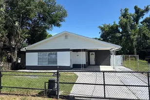 1111 E Okaloosa Ave, Tampa, FL 33604 - Photo 3