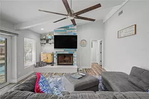 2717 Redford Ct E, Clearwater, FL 33761 - Photo 21