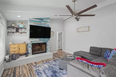 2717 Redford Court E, Clearwater, FL 33761 - Photo 19
