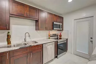 1008 Chester Dr, Clearwater, FL 33756 - Photo 5