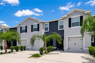 34240 Redwood Dawn Ln, Wesley Chapel, FL 33543 - Photo 1