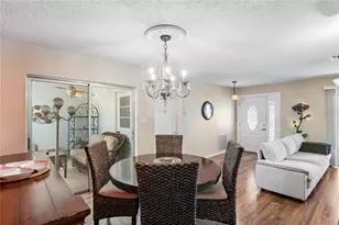 10407 Larchmont Pl N, Pinellas Park, FL 33782 - Photo 15