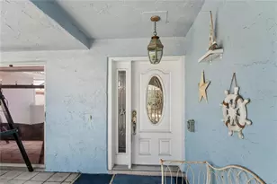 10407 Larchmont Pl N, Pinellas Park, FL 33782 - Photo 3