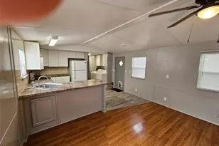 6720 69th Ave N, Pinellas Park, FL 33781 - Photo 5