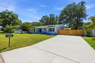 2310 Harrison Dr, Dunedin, FL 34698 - Photo 3