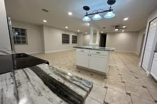 104 W Brentridge Dr, Brandon, FL 33511 - Photo 13