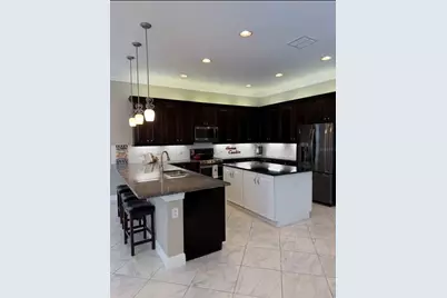 16015 Cape Coral Drive, Wimauma, FL 33598 - Photo 11