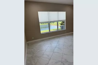 16015 Cape Coral Drive, Wimauma, FL 33598 - Photo 17